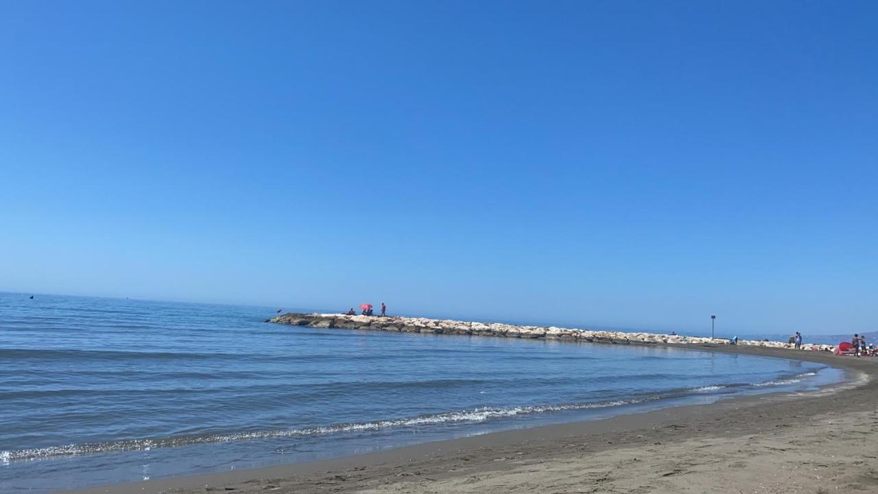 Casa Carmen Atico Primera Linea De Playa Малага Екстер'єр фото
